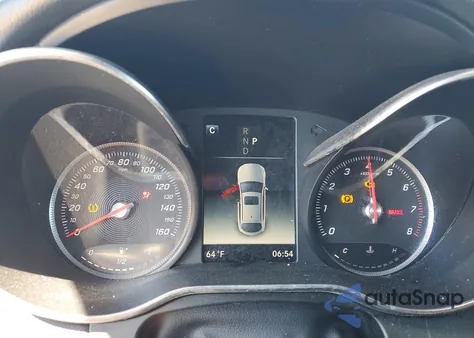 2018 Mercedes-Benz Glc Coupe 300 4Matic z USA, uszkodzony, nr VIN WDC0J4KB0JF345623